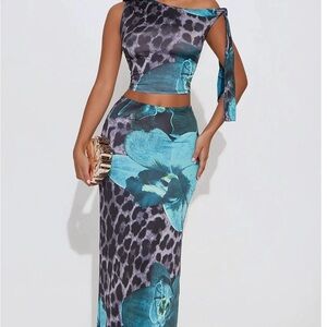 Fashion Nova Teal Floral Leopard Skirt Set